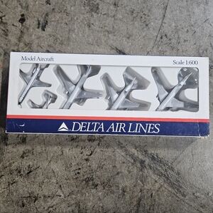 Vintage Schabak Delta Air Lines 5 Plane Set #915/21 Scale 1:600